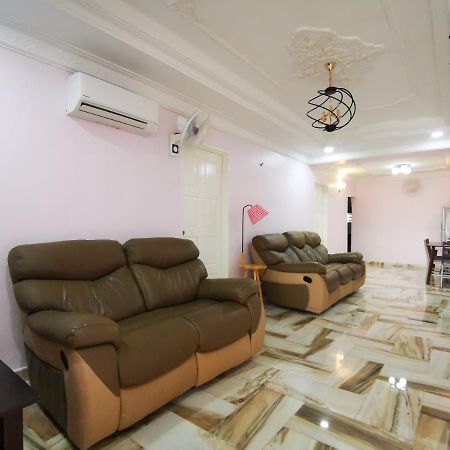 Bagan Terrace House Near To Sunway Carnival Mall, Seberang Jaya Villa Butterworth Exterior foto